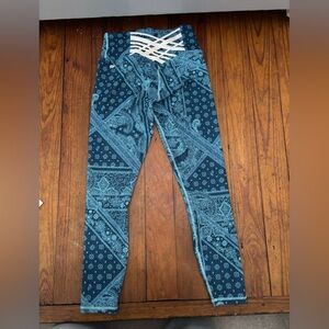 Blue Paisley Print Leggings
